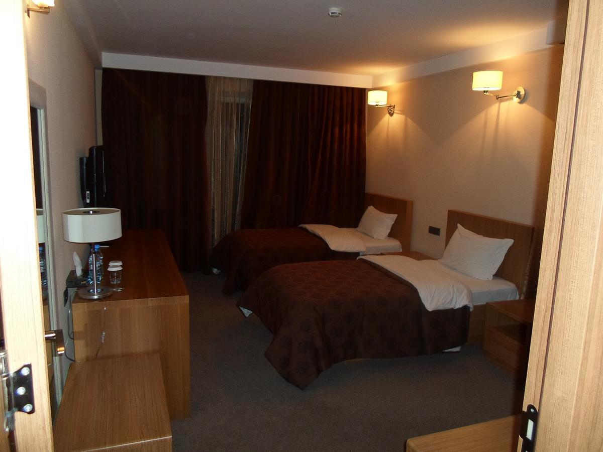 Sheki Olimpiya Hotel & Resort Buitenkant foto